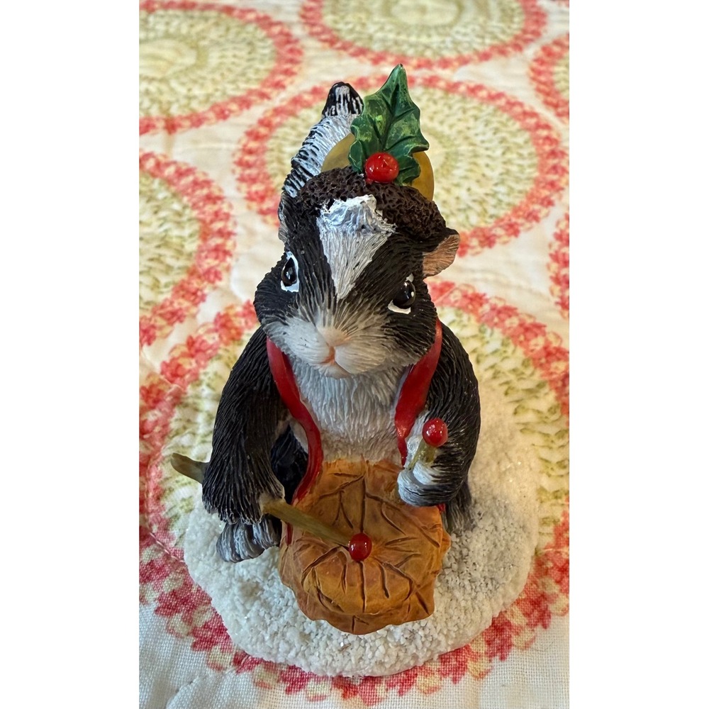 Charming Tails Fitz Floyd Figurine Little Drummer Boy Skunk Christmas‎ 87/557